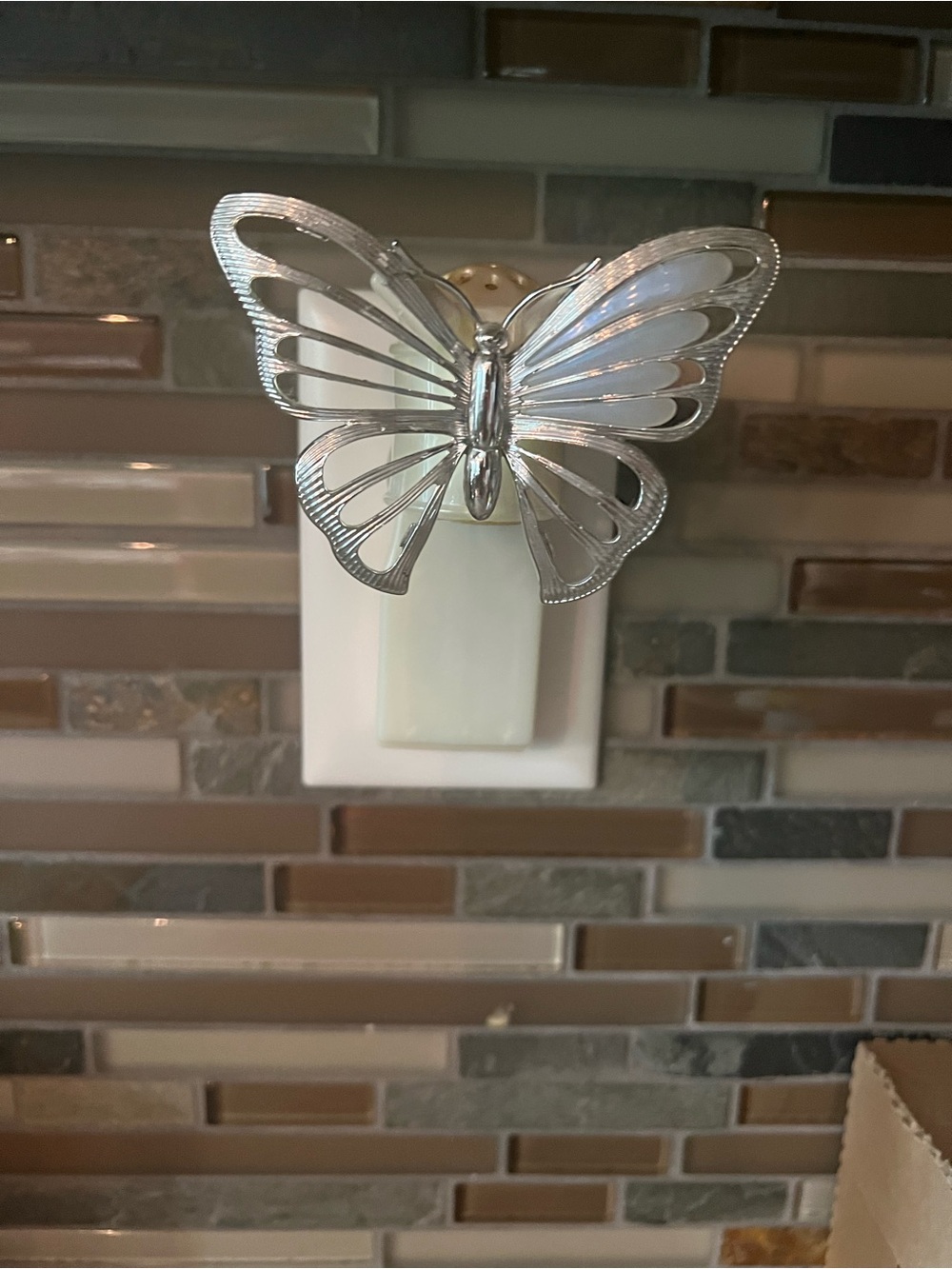 Bath & Body Works wallflower plugs. Flowers & butterflies - Picture 5 of 5